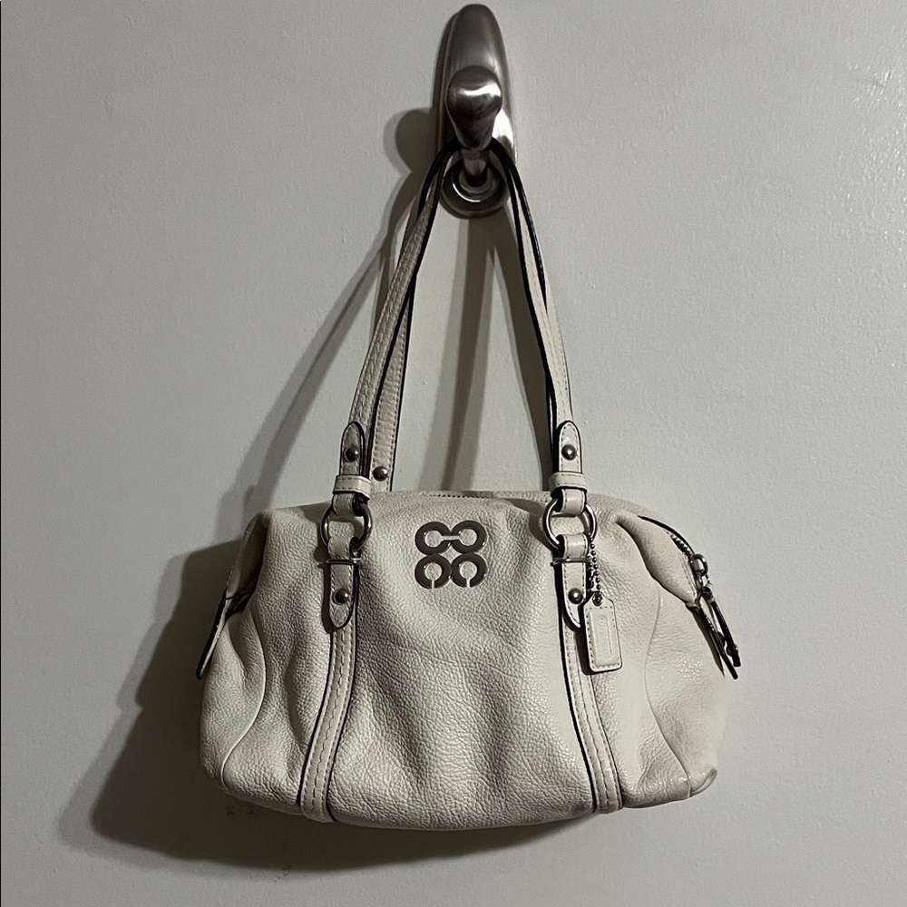 ❗️SOLD❗️
Coach Leather Mini Bag